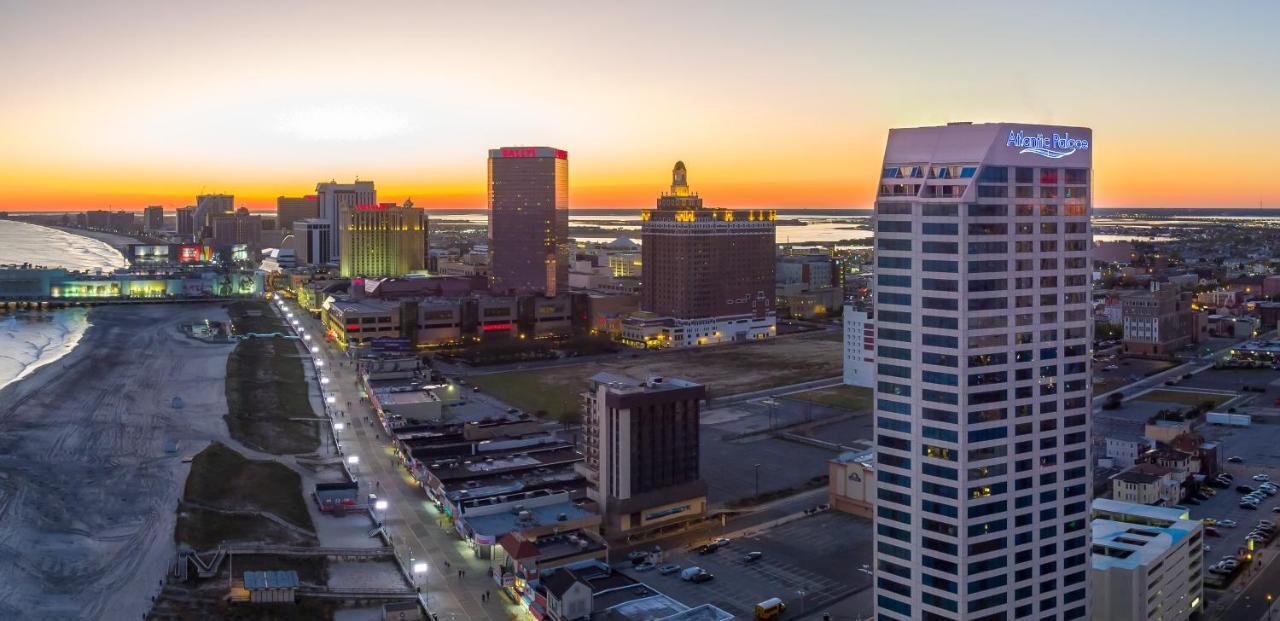 Boardwalk Resorts At Atlantic Palace Atlantic City Exterior foto